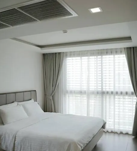 Circle Rein Sukhumvit 12 Two Bedrooms