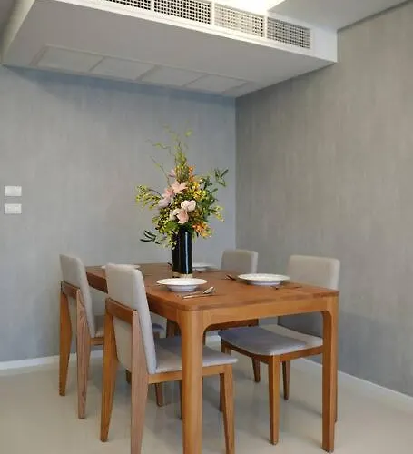 Apartment Circle Rein Sukhumvit 12 Two Bedrooms