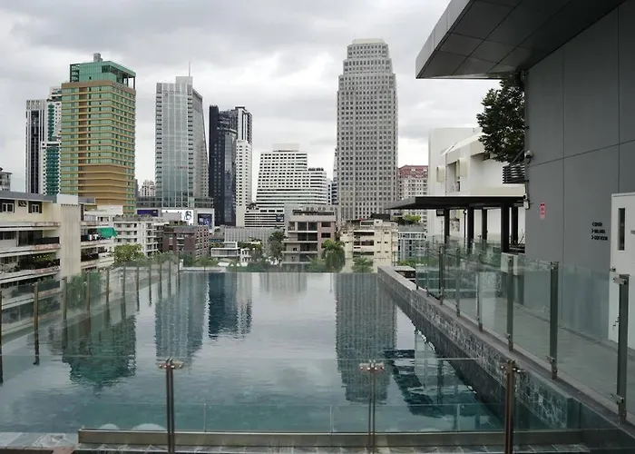 Circle Rein Sukhumvit 12 Two Bedrooms *